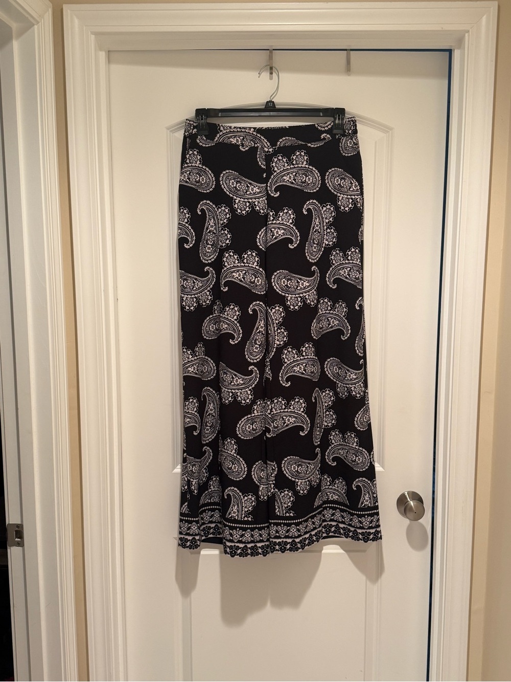 New York & Company Paisley Wide-Leg Palazzo Pants - Size Small - Picture 2 of 14
